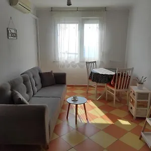 sunny-apartment-in-rijeka-51000.primorje-gorskikotar.com/