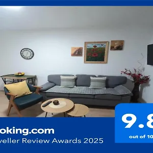 https://apt-regis.hotels-in-tirana.com